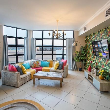 Stay At The Point - Legendary Large Lookouts Durban Exterior photo